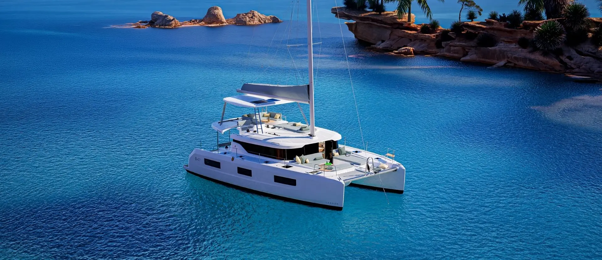 Catamaran Lagoon 47 Home Cover