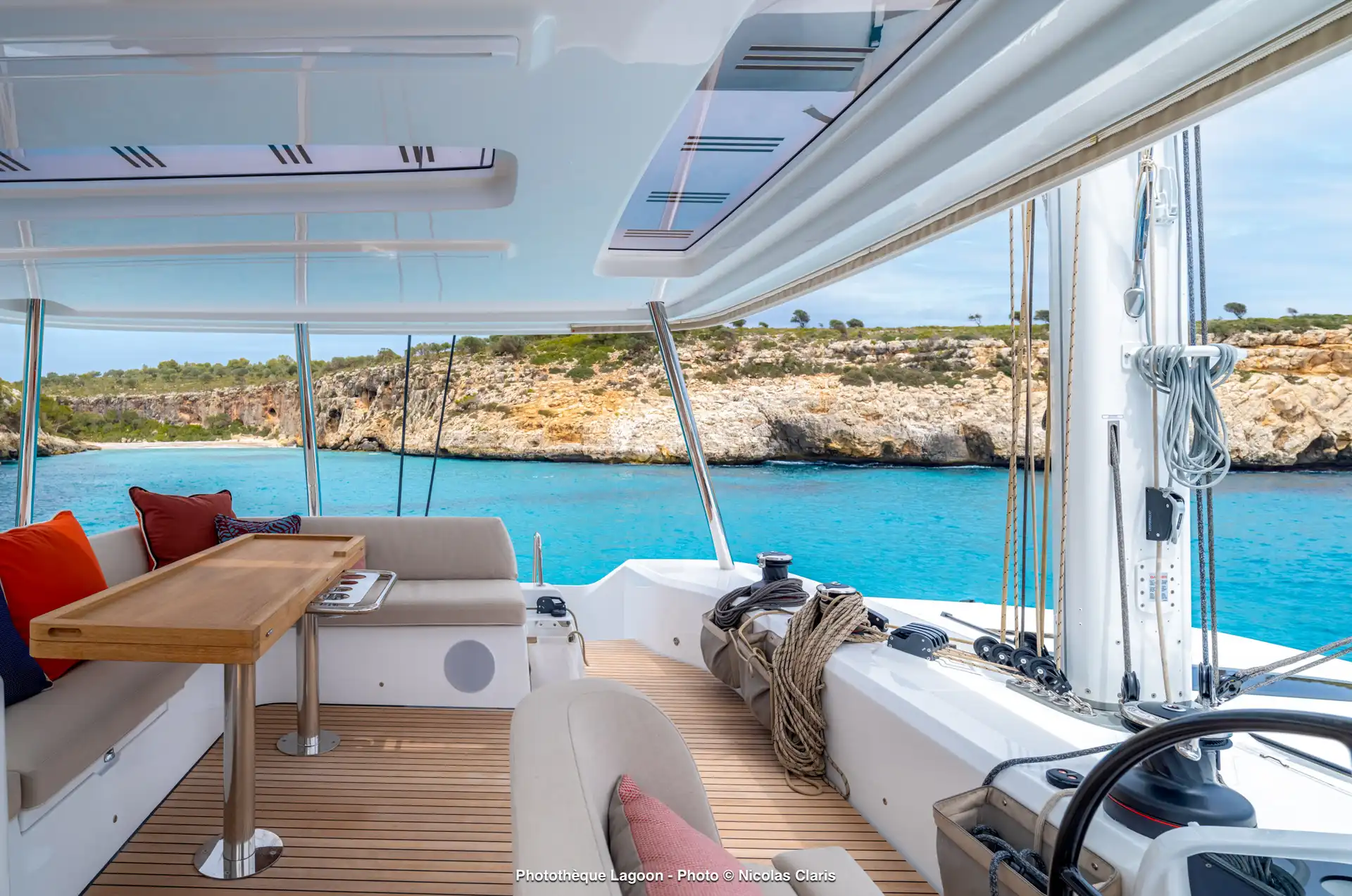 Lagoon 55 Interior 6